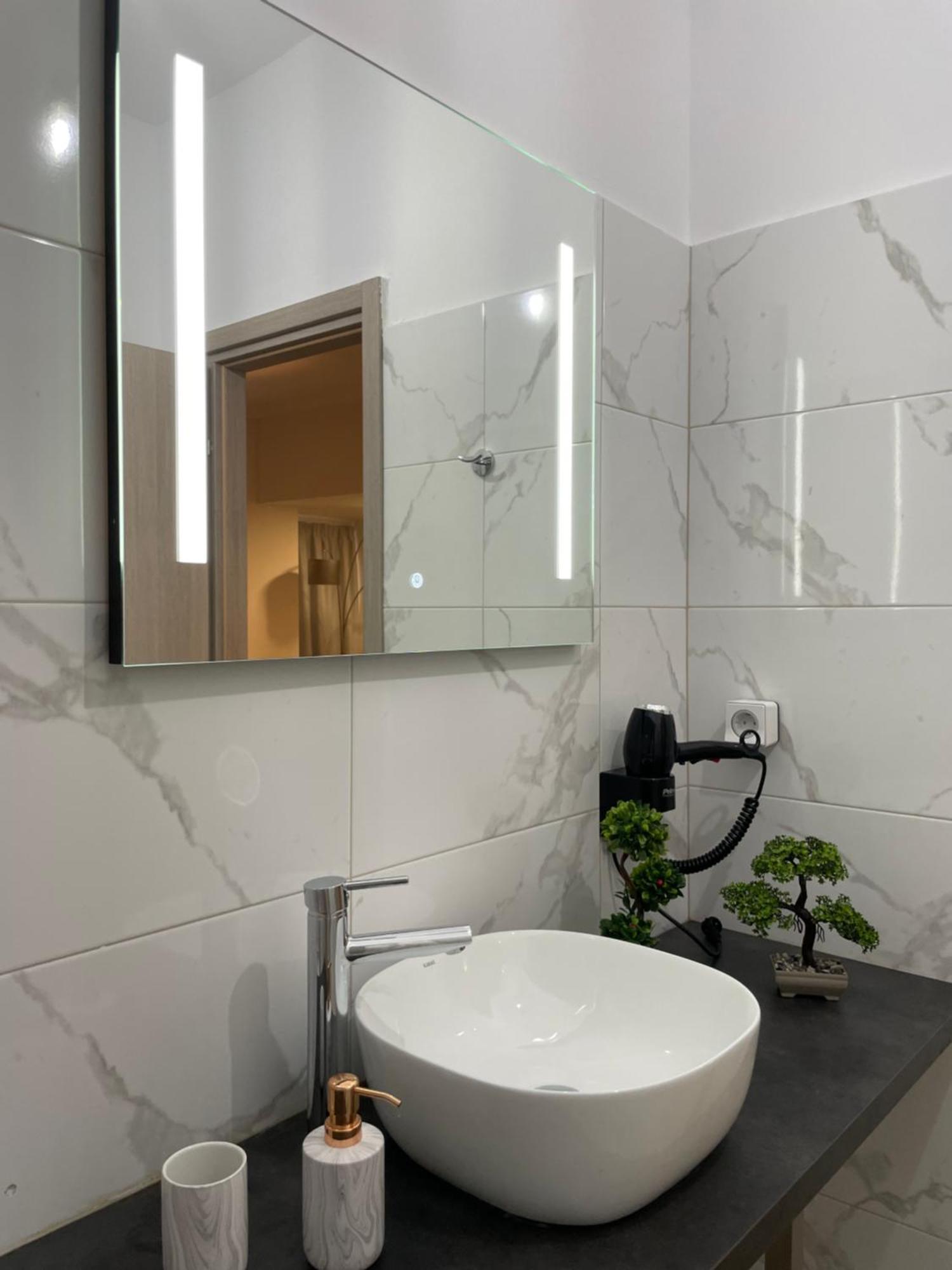 Compass Lofts Athens Apartment Luaran gambar