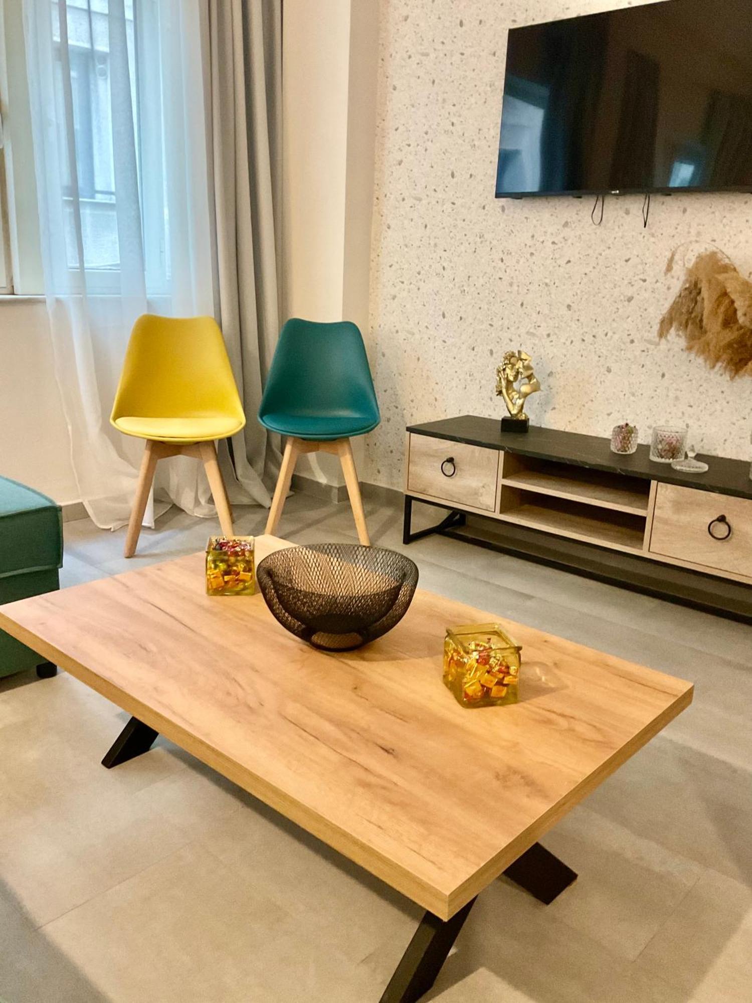 Compass Lofts Athens Apartment Luaran gambar